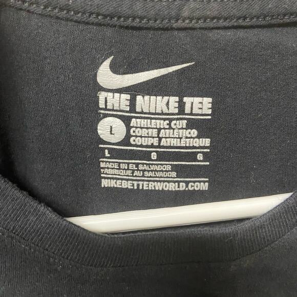 The Nike Tee Just Do It  Black Size L Athletic Cut GUC  100% Cotton - Picture 5 of 7